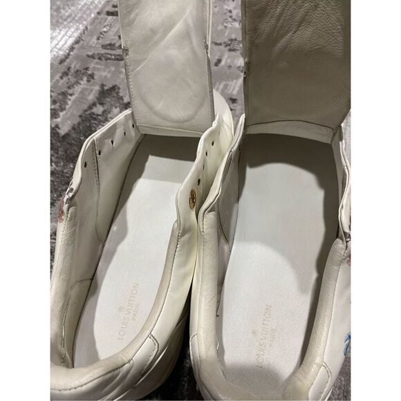Size 43/44-10 1/2 Louis Vuitton ultra soft leather sneakers with floral detail. - Picture 10 of 15
